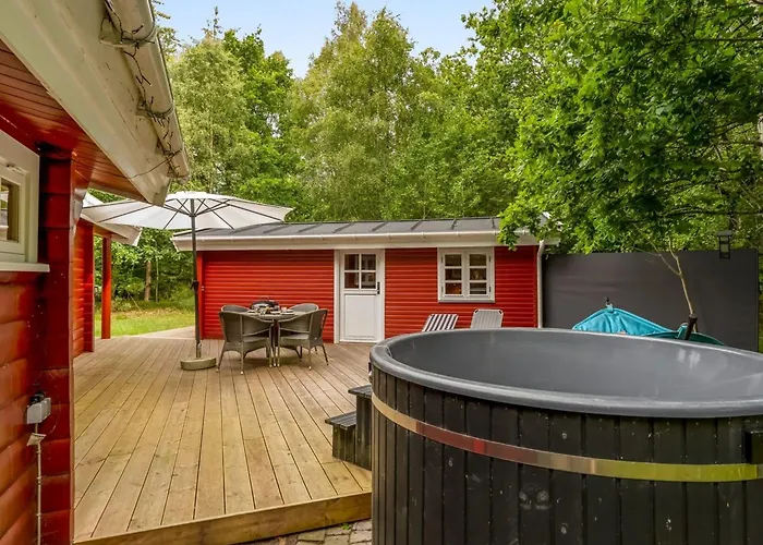 Thermet - 1-6km From The Sea By Interhome Себю